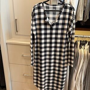 32 Degrees Black check night shirt size L